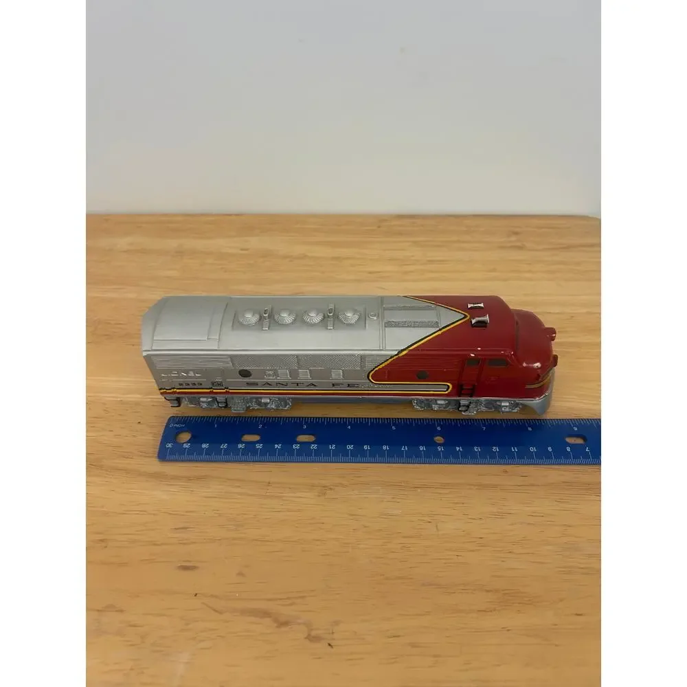 Lionel 2333 Santa Fe F3 Diesel Locomotive – Vintage Model Train – Silver/Red